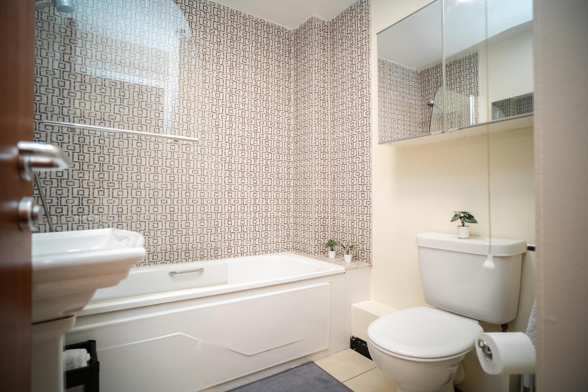 Central Duplex Apartment In Belfast City Centre Ngoại thất bức ảnh